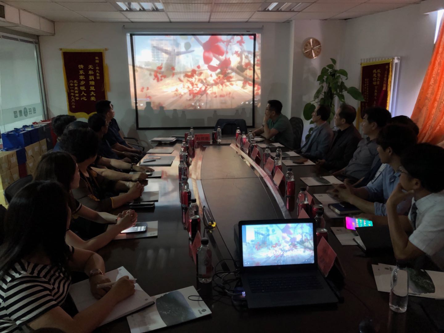 韓國農(nóng)業(yè)協(xié)會、漢城BCC公司、韓國賢光國際到訪岳氏集團(tuán)與并簽署合作協(xié)議